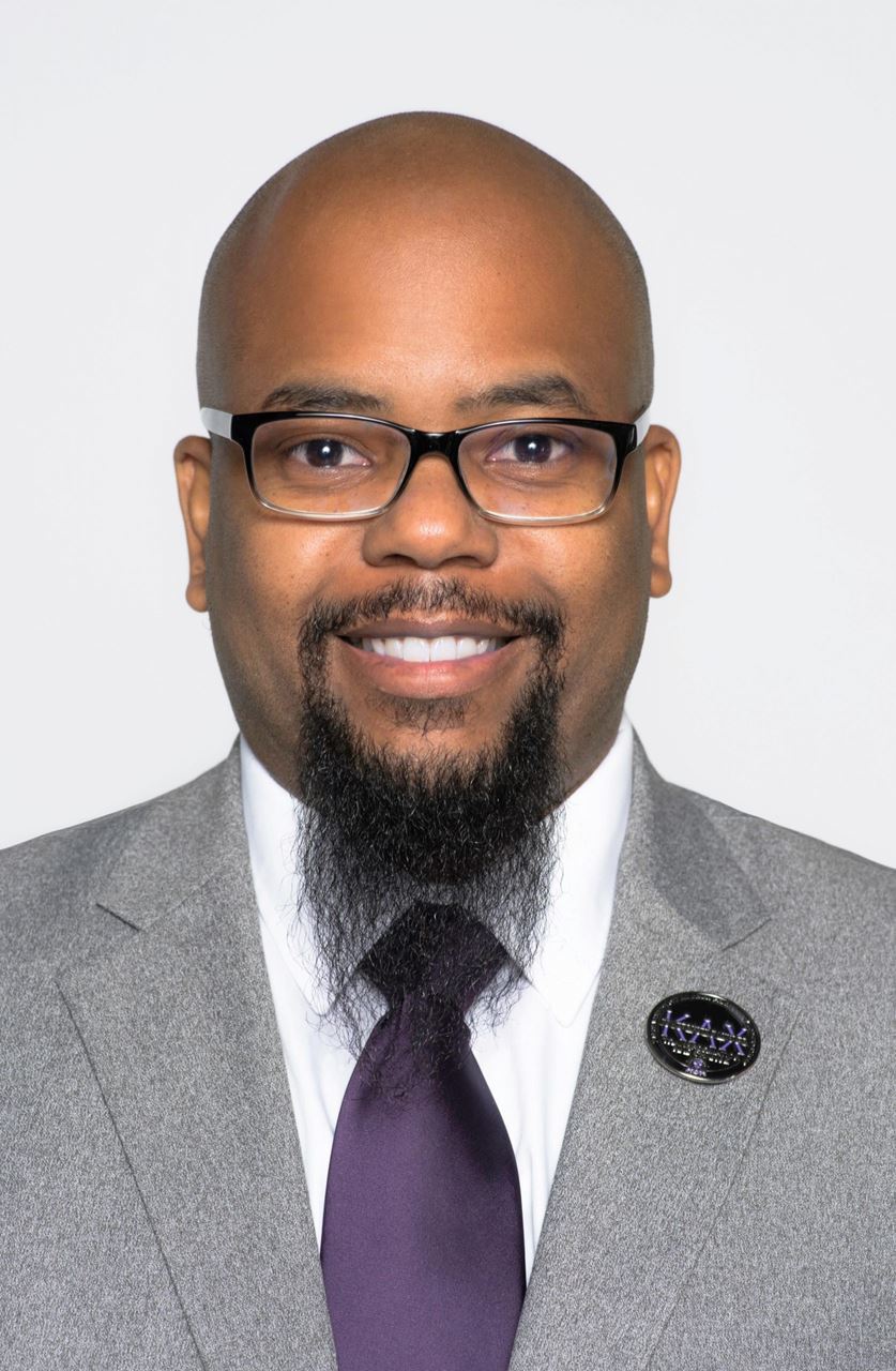 Sir Zachary D.S. Wyatt II photo